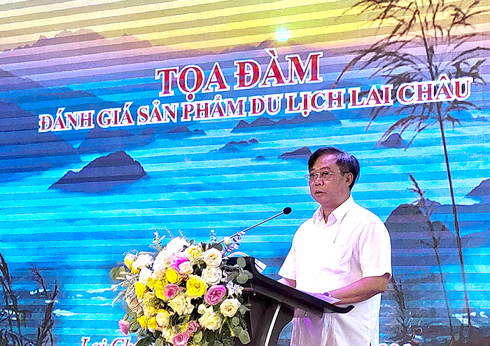 Phó Cục trưởng Cục Du lịch Quốc gia Việt Nam Phạm Văn Thủy phát biểu tại Tọa đàm